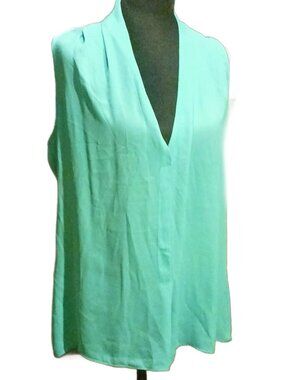 Rose & Olive Sleeveless Blouse